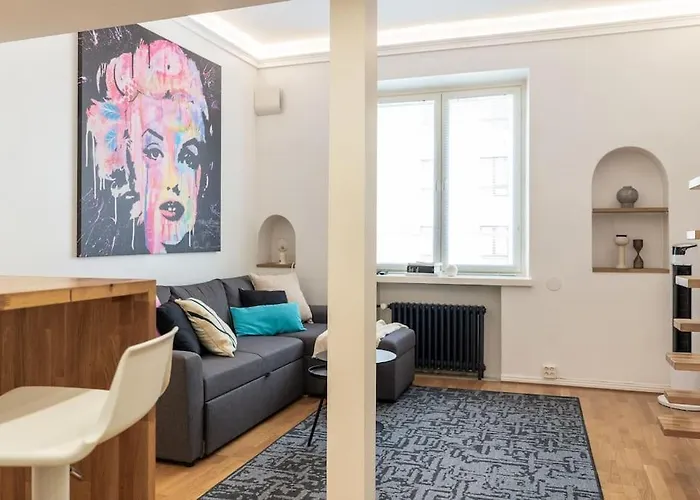 Centrally Located For Up To 4